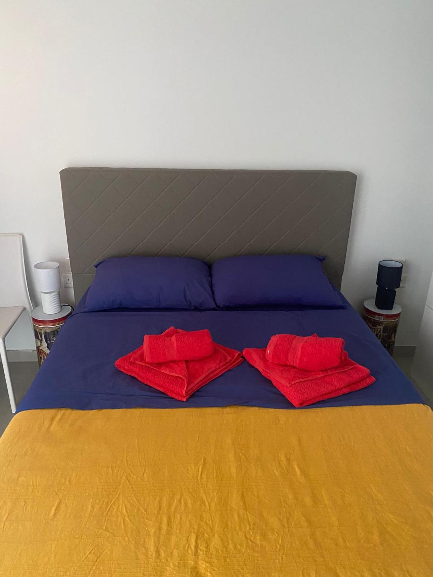 Minimal & Arty Townhouse Appartement Hamrun Buitenkant foto